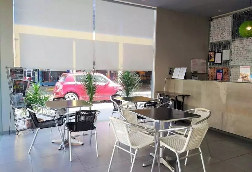 ホテル Nur Temerloh