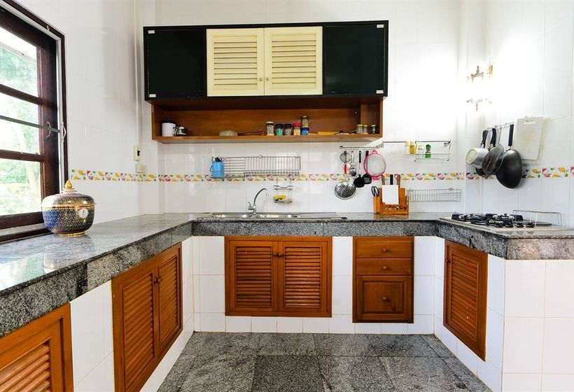 Szálloda Sananwan Beach B&b