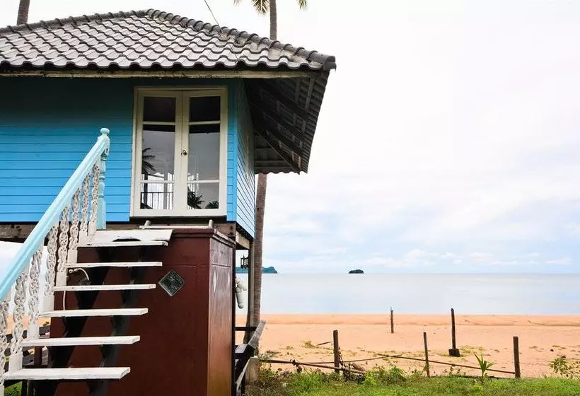 ホテル Sananwan Beach B&b