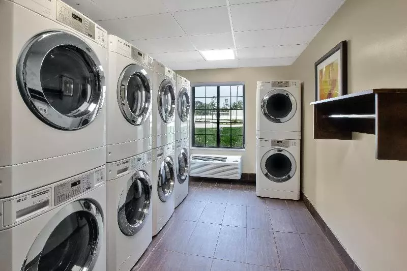 ホテル Staybridge Suites   Benton Harbor St. Joseph, An Ihg