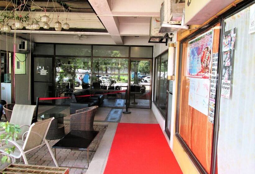 בית מלון כפרי Stonestown Suites