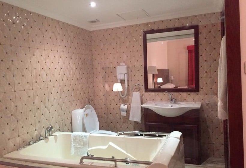 هتل Petra By Night