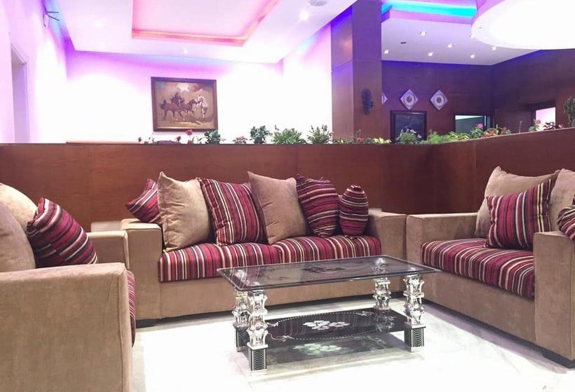 هتل Petra By Night