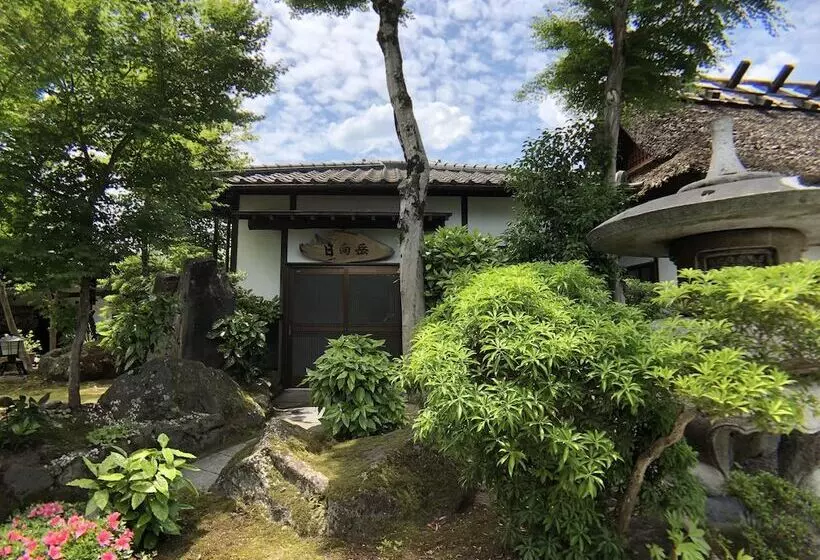 旅館 Makibanoie