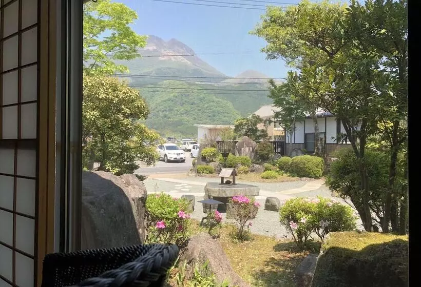 旅館 Makibanoie