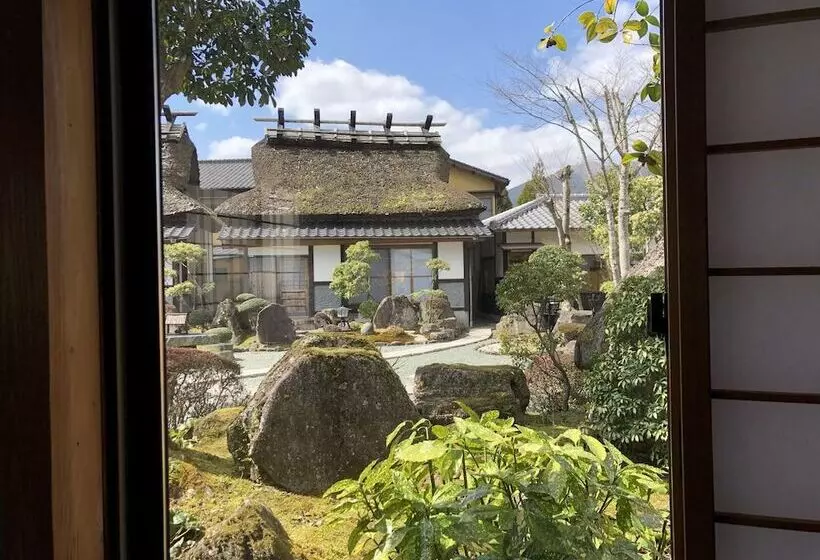 旅館 Makibanoie