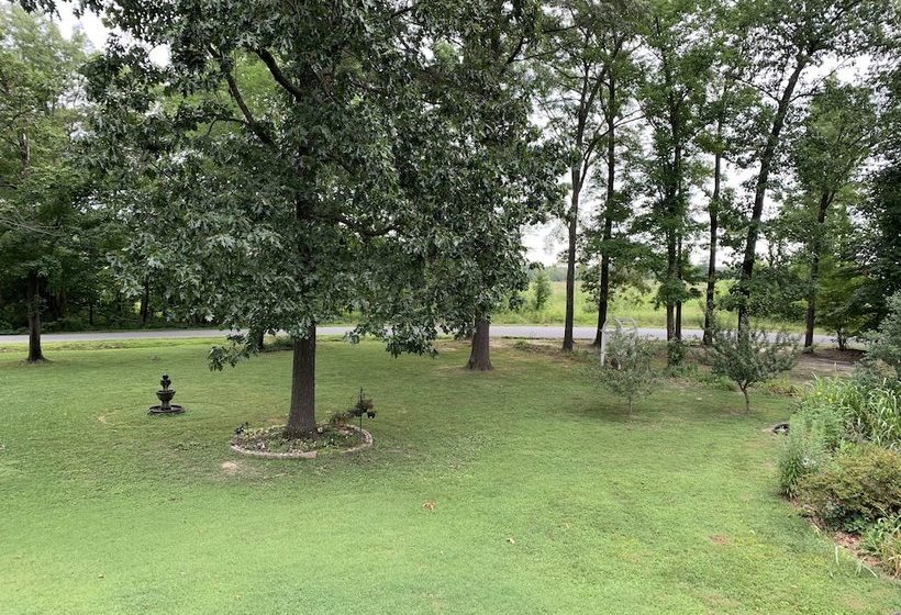 Shady Acres Bed And Breakfast