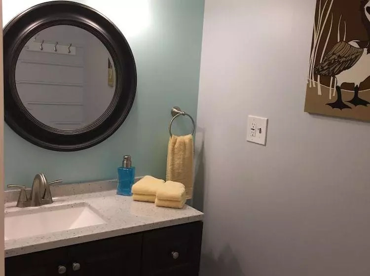 Shady Acres Bed And Breakfast