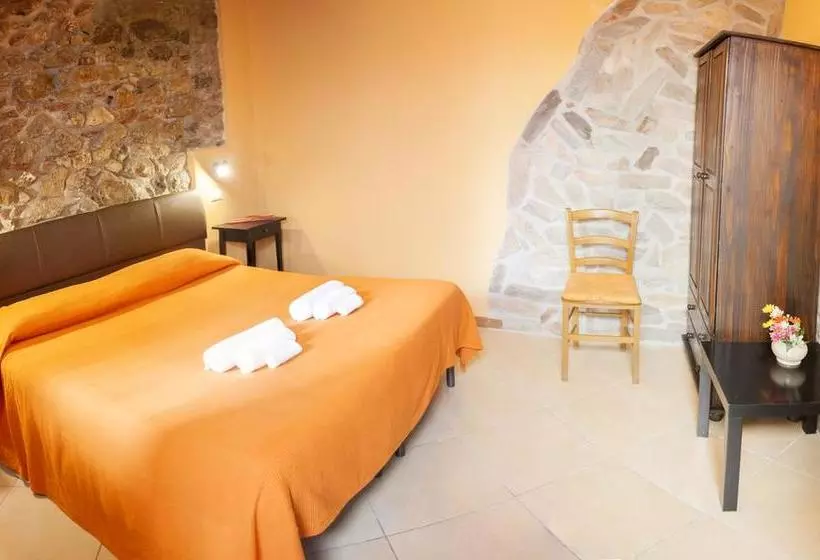 هتل B&b Bon Ton