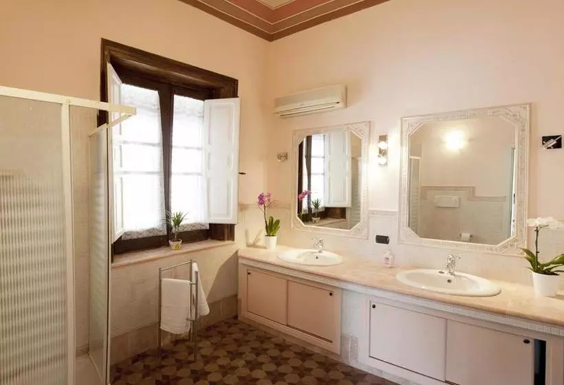 هتل B&b Bon Ton