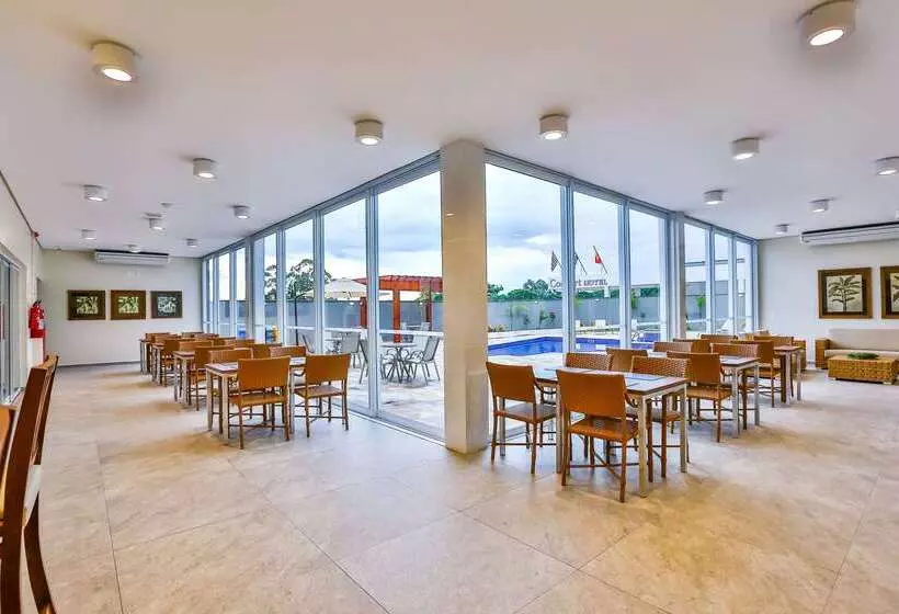 ホテル Comfort Mogi Guaçu