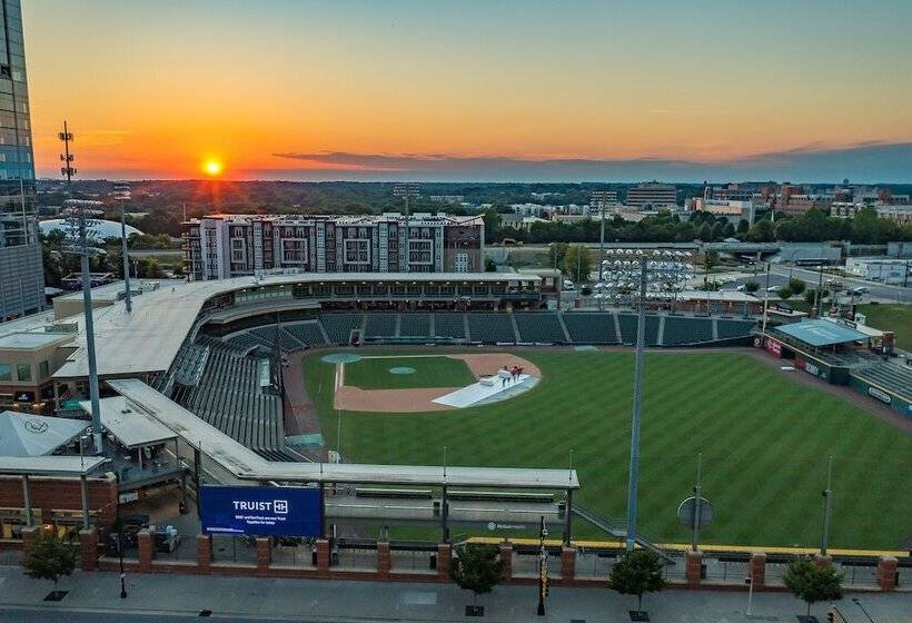 Kimpton Tryon Park Hotel, An Ihg
