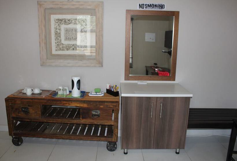 Hotel Klein Eden Guest Farm