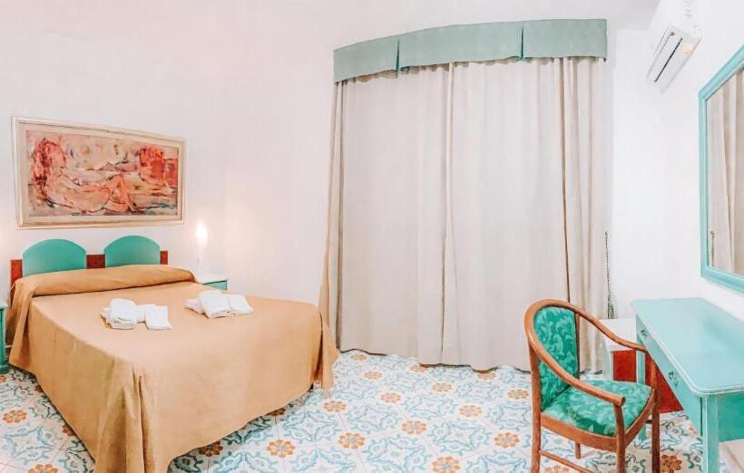 בית מלון כפרי Residence Antigua