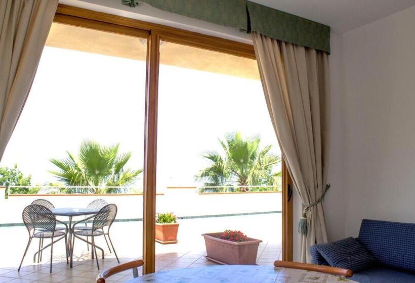 בית מלון כפרי Residence Antigua