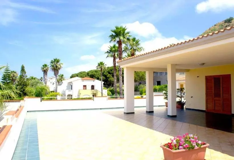 Hotelli Residence Antigua