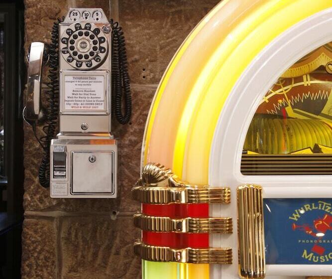 בית מלון כפרי The Peacock