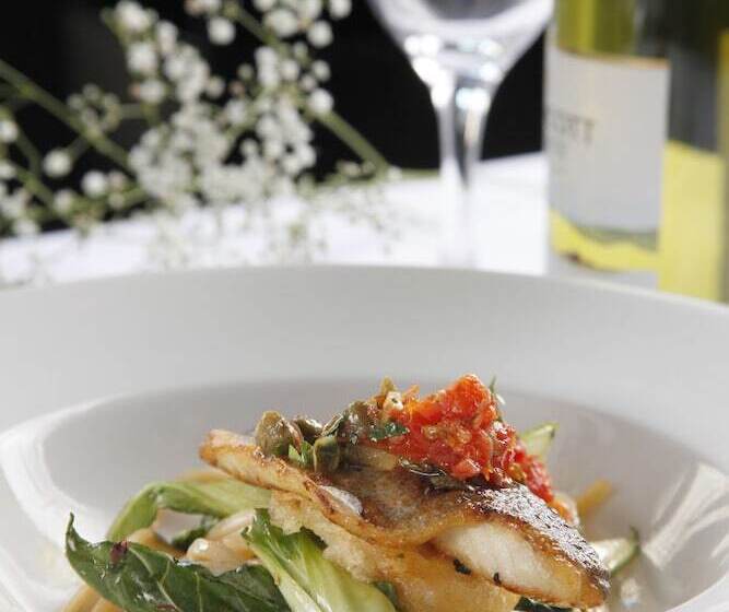 בית מלון כפרי The Peacock