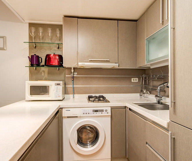 فندق The Uno Residence