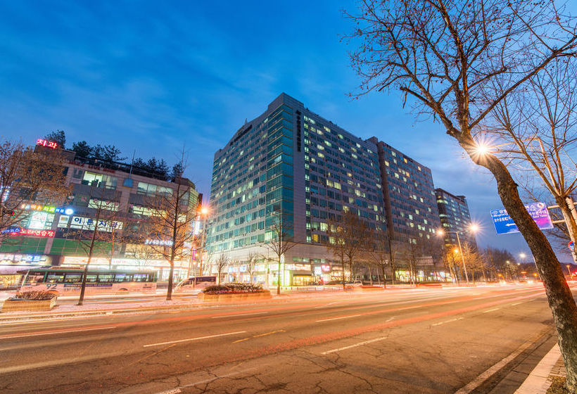 فندق The Uno Residence