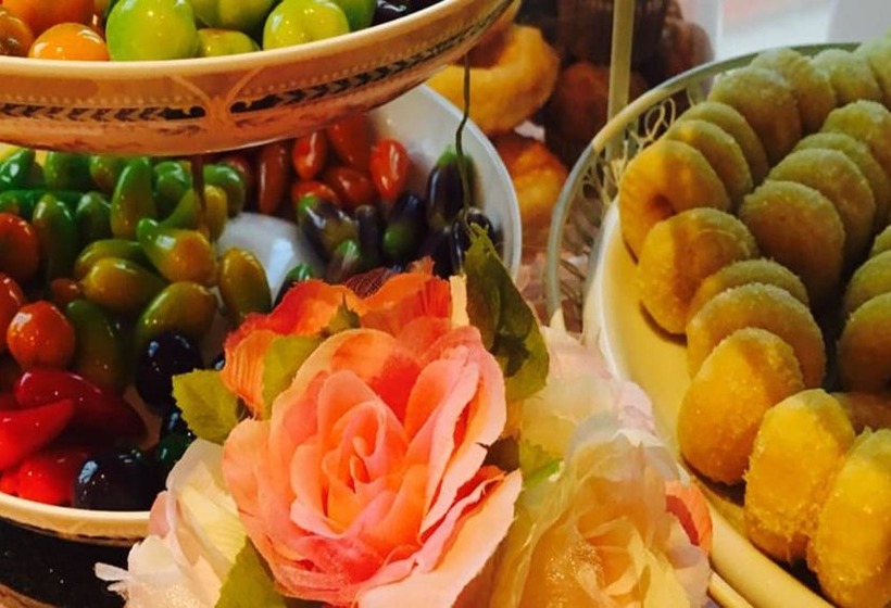 בית מלון כפרי The Victoria Resort Pattaya