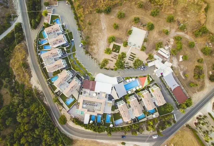 Latchi Escape Hotel & Suites