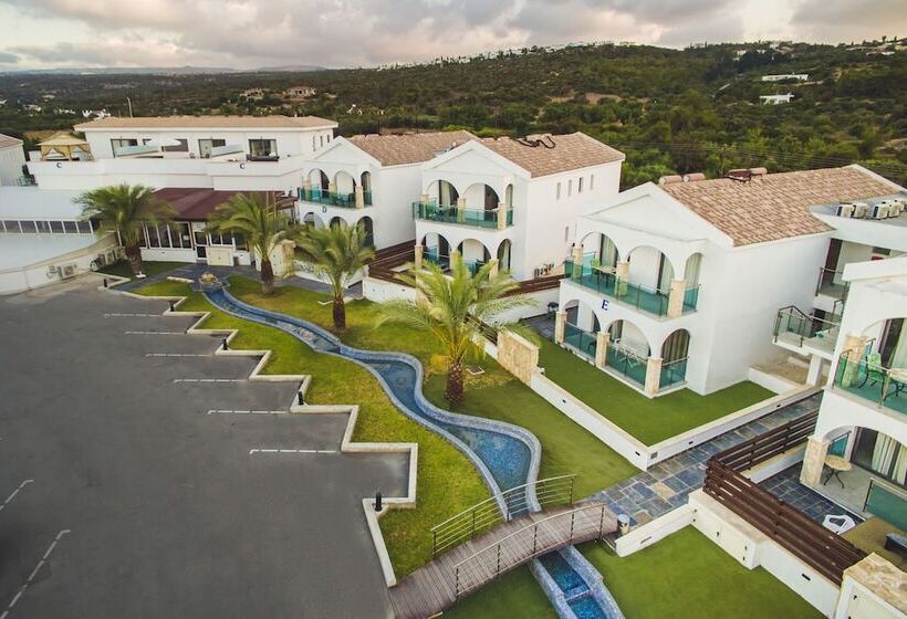 Latchi Escape Hotel & Suites