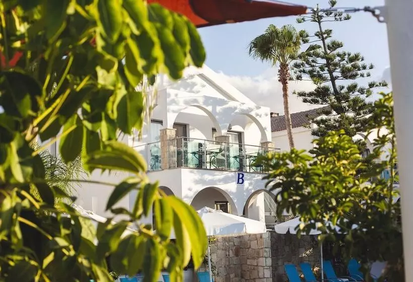 Latchi Escape Hotel & Suites