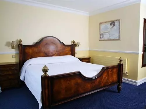 Reddans Of Bettystown Luxury Bed & Breakfast, Restaurant And Bar