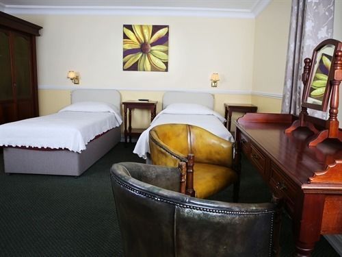 Reddans Of Bettystown Luxury Bed & Breakfast, Restaurant And Bar