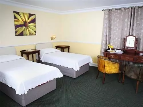 Reddans Of Bettystown Luxury Bed & Breakfast, Restaurant And Bar