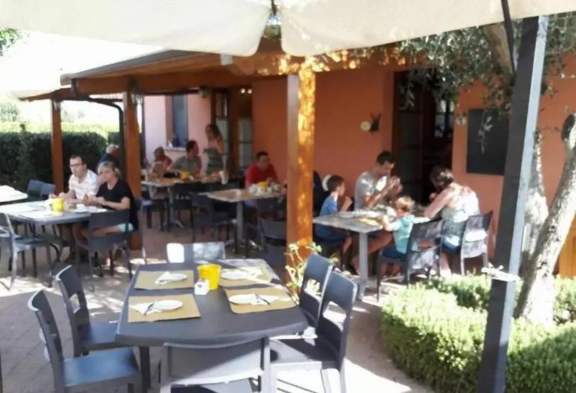 Valle Del Metauro Country House