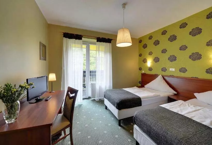 Belweder Przy Hotelu Golebiewski