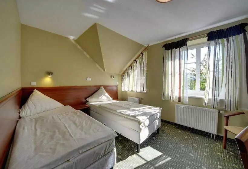 Belweder Przy Hotelu Golebiewski