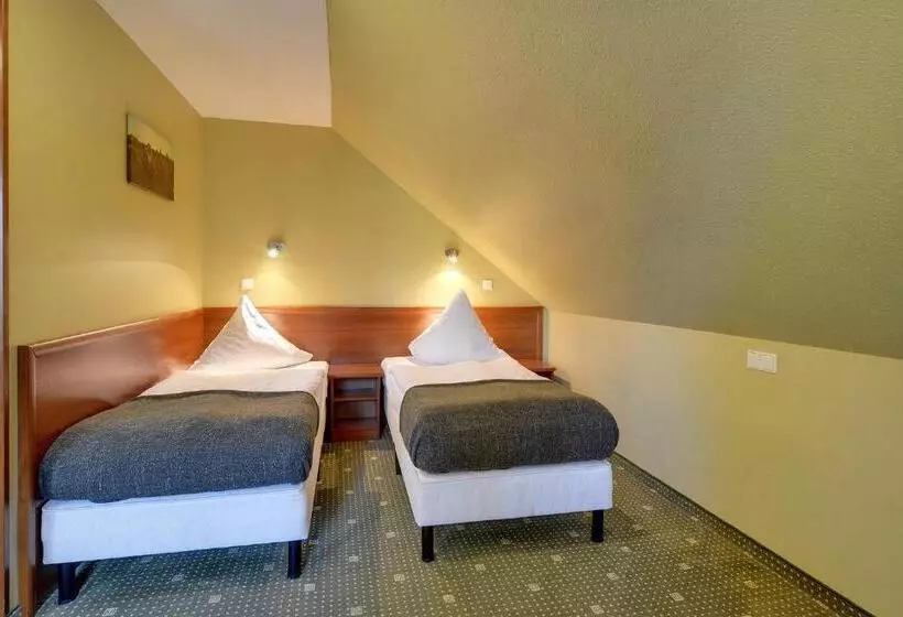 Belweder Przy Hotelu Golebiewski
