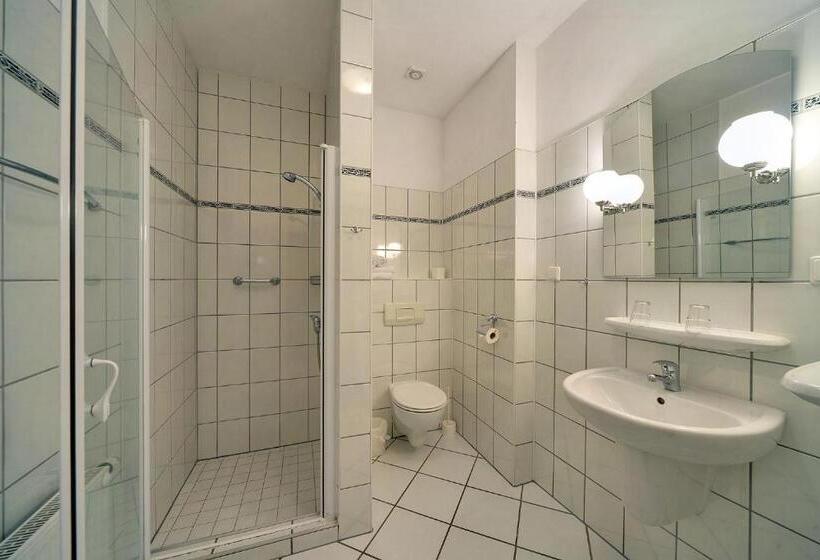 Belweder   Przy Hotelu Golebiewski