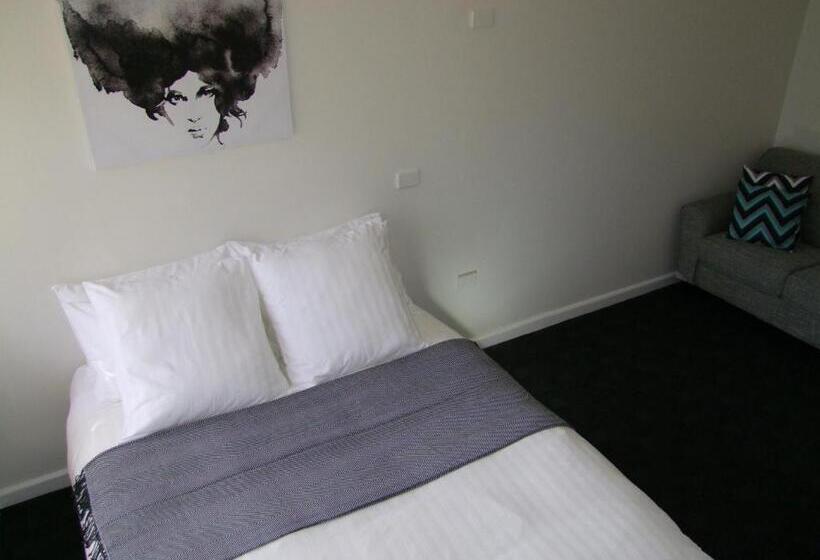 Corryong Hotel Motel