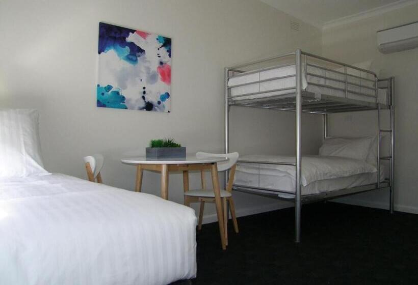 Corryong Hotel Motel