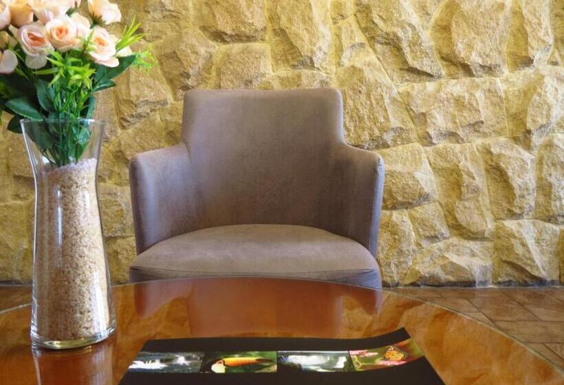 فندق Casa Piedra