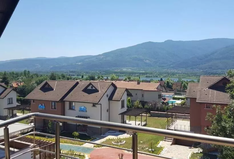 Hotelli Crystal Continental