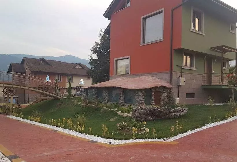 Hotelli Crystal Continental