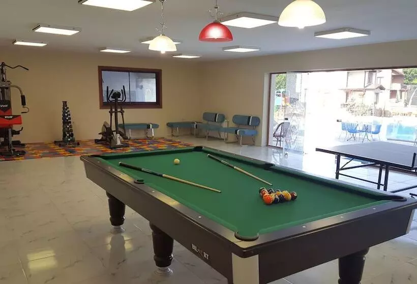 Hotelli Crystal Continental