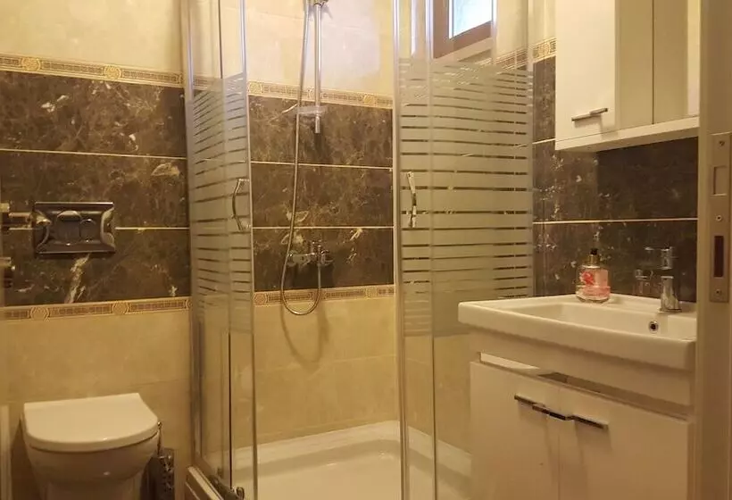 Hotelli Crystal Continental