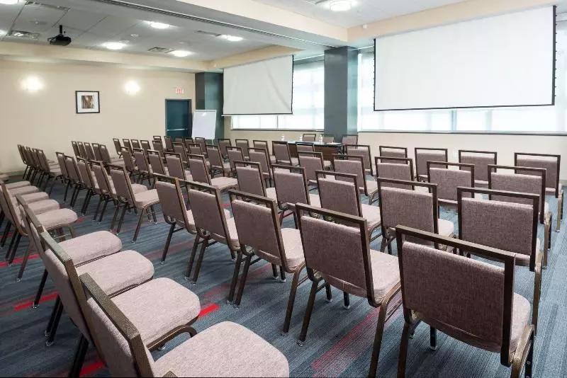 ホテル Four Points By Sheraton Houston Intercontinental Airport