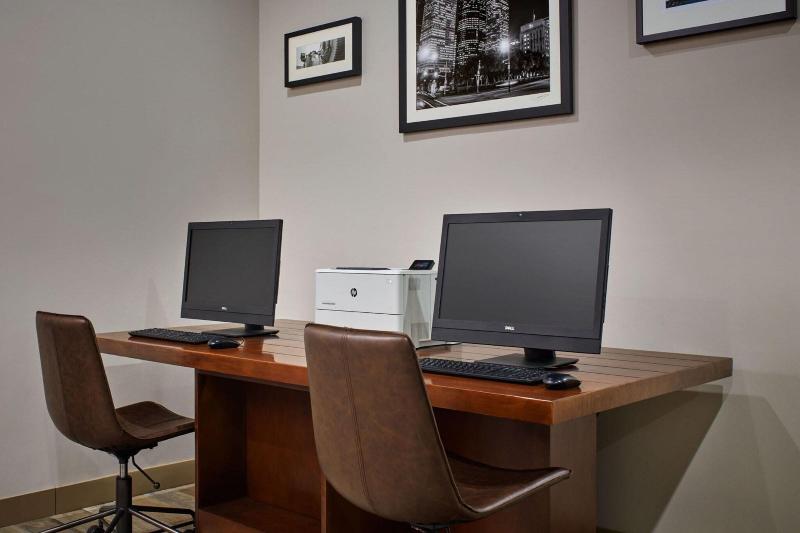 فندق Four Points By Sheraton Houston Intercontinental Airport