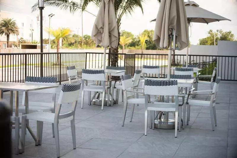 ホテル Four Points By Sheraton Houston Intercontinental Airport