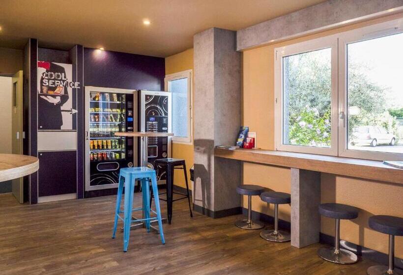 هتل Ibis Budget Arles Sud Fourchon