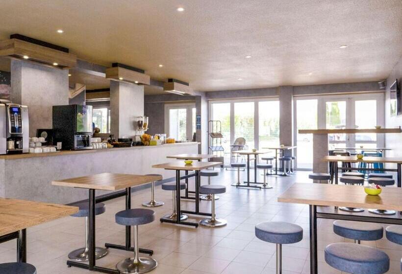 هتل Ibis Budget Arles Sud Fourchon