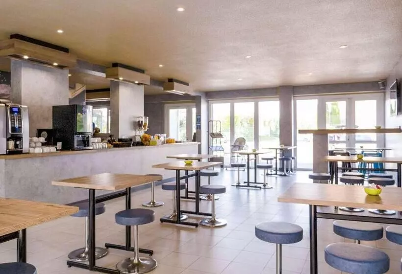 Hotelli Ibis Budget Arles Sud Fourchon