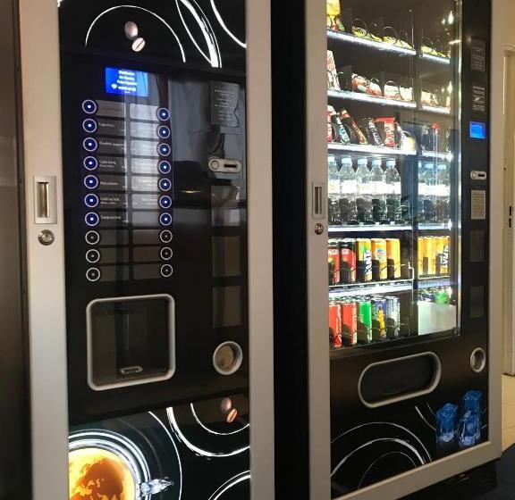 هتل Ibis Budget Arles Sud Fourchon